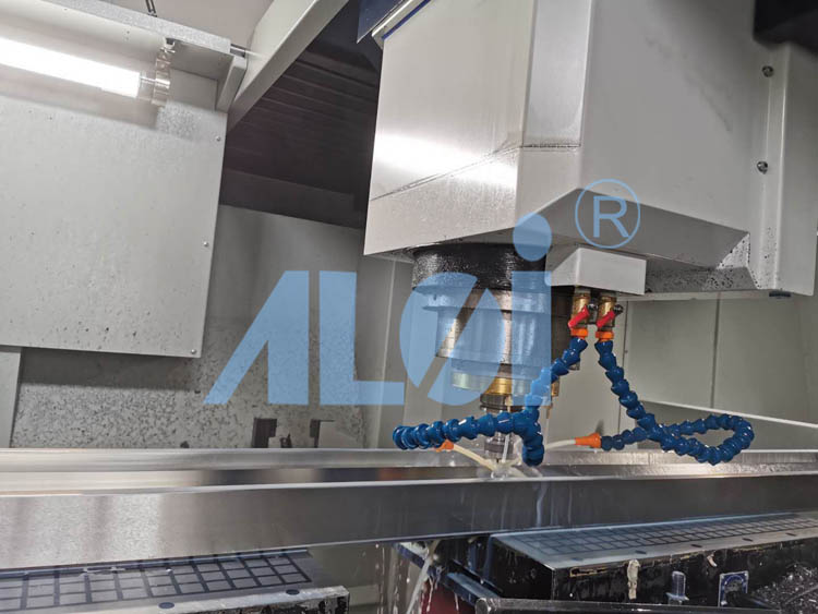 熔噴布模具：如何提高熔噴布產出合格率，降低模具使用成本